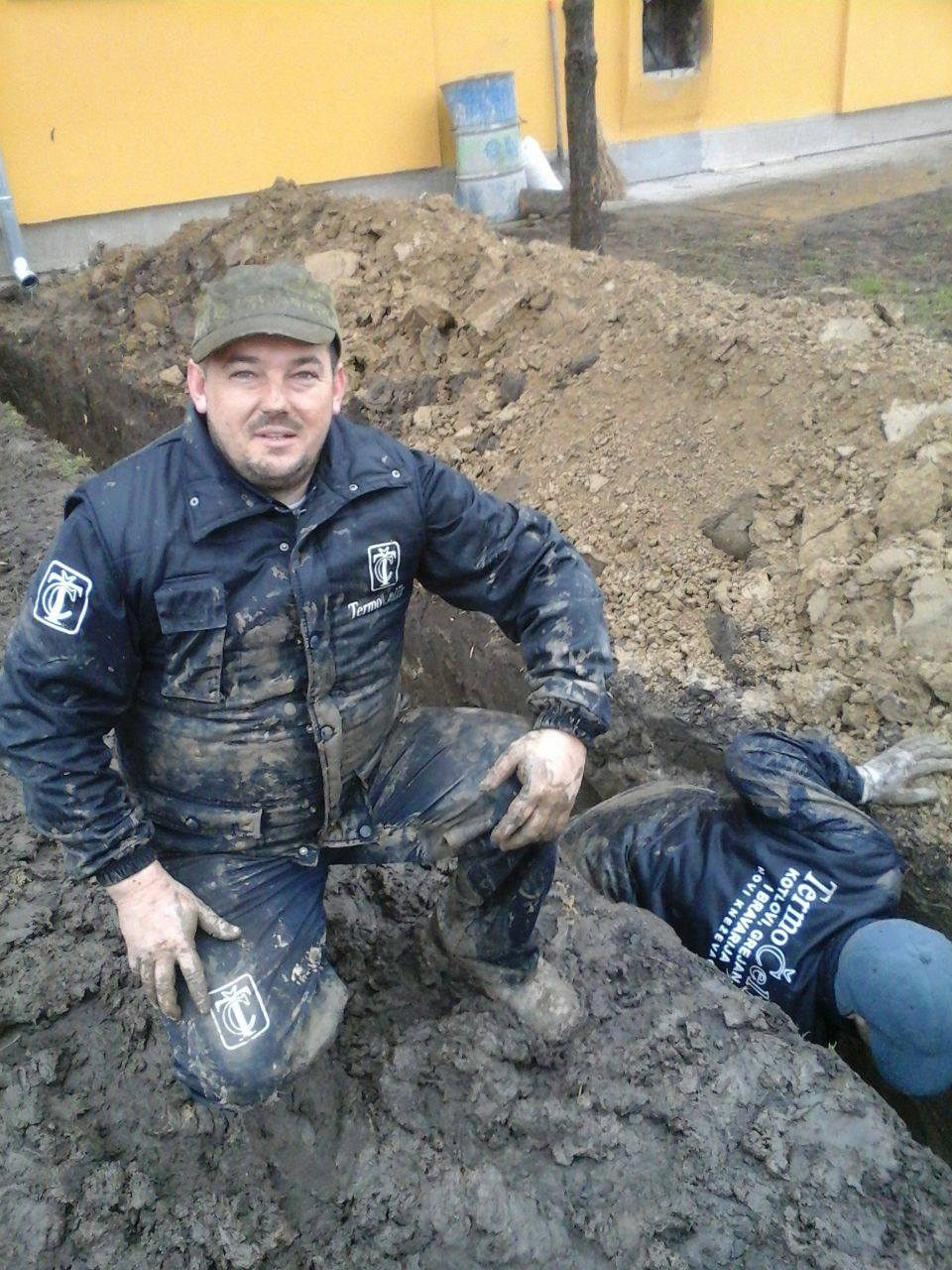 Instalacija vodovoda i kanalizacije termo celik glavni izvrsni direktor